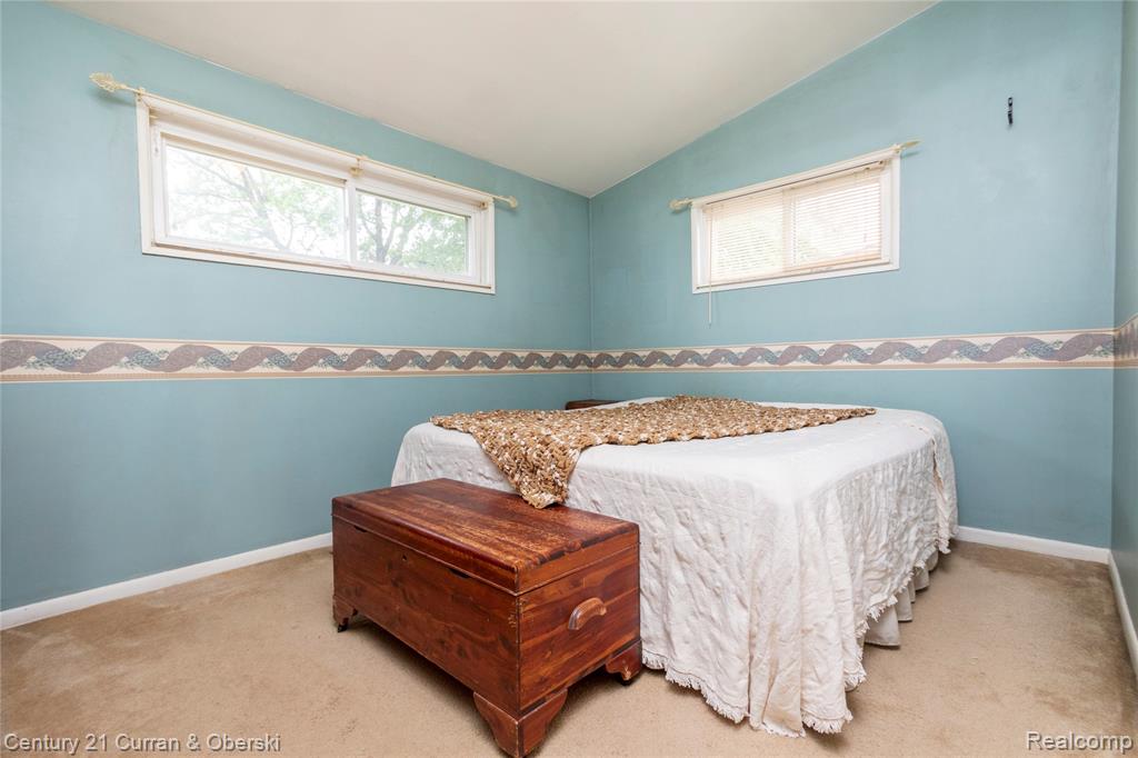 5397 Vivian Street, Dearborn Heights, MI 48125 — Photo 11