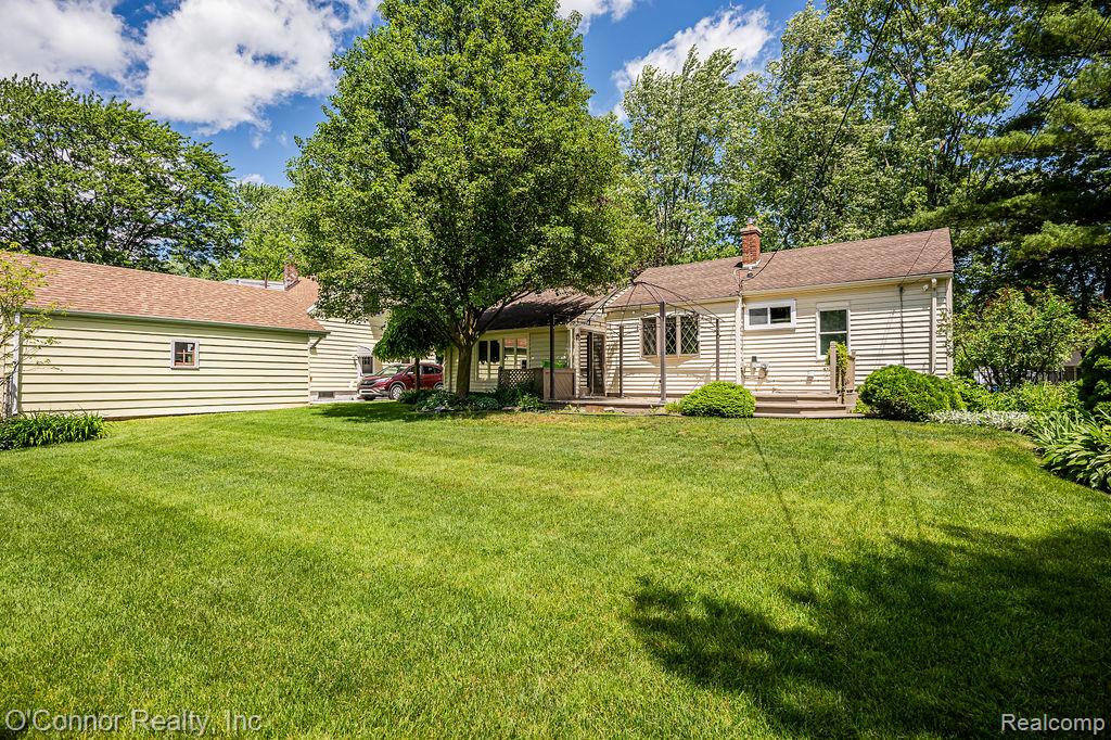 1342 Minnesota Avenue, Marysville, MI 48040 — front exterior
