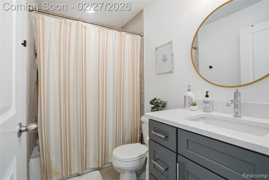 5904 Square Lake Court, Troy, MI 48085 — Photo 29