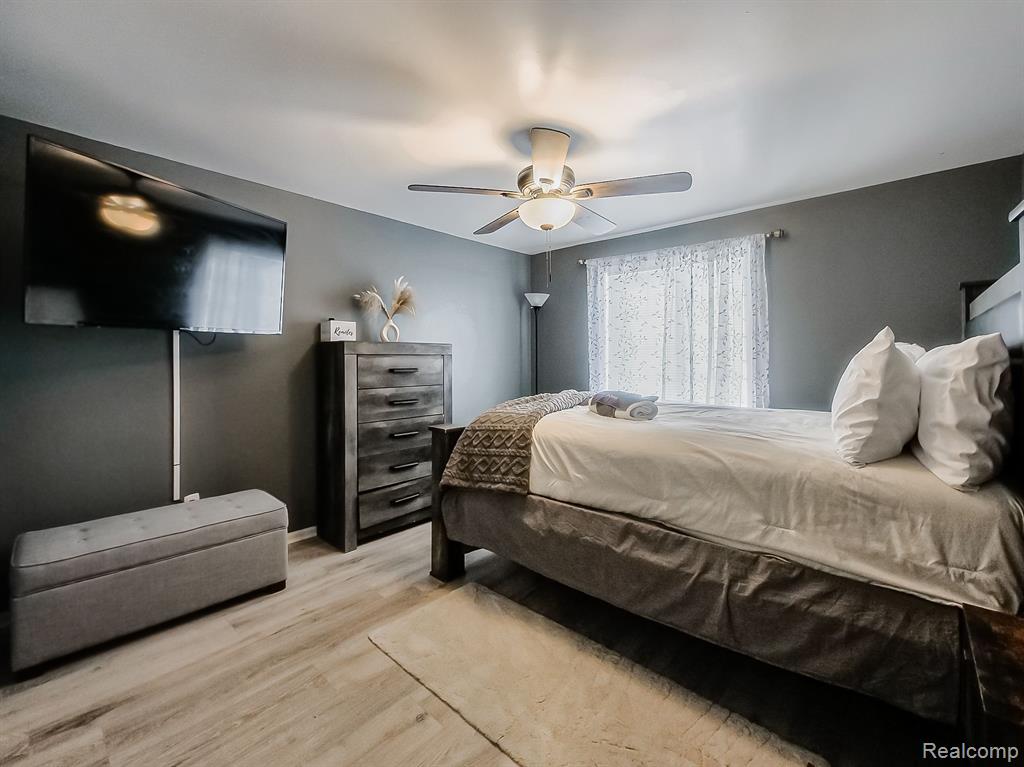 16515 TERRACE VILLAGE Drive, Taylor, MI 48180 — Photo 13
