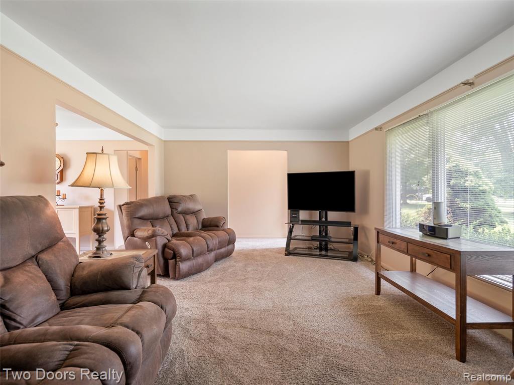 7137 Blankenship Circle, Davison, MI 48423 — Photo 17