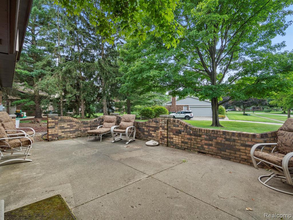 47202 WARWICK, Shelby Twp, MI 48315 — Photo 27