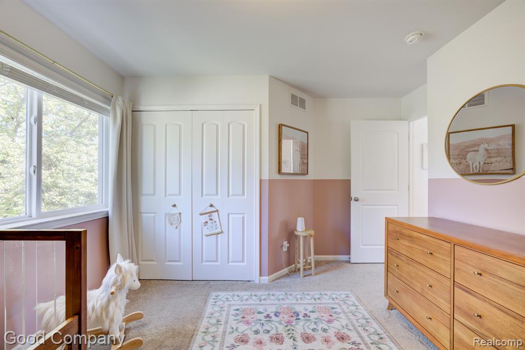907 RIVERSTONE Court, Milford, MI 48381 — Photo 43