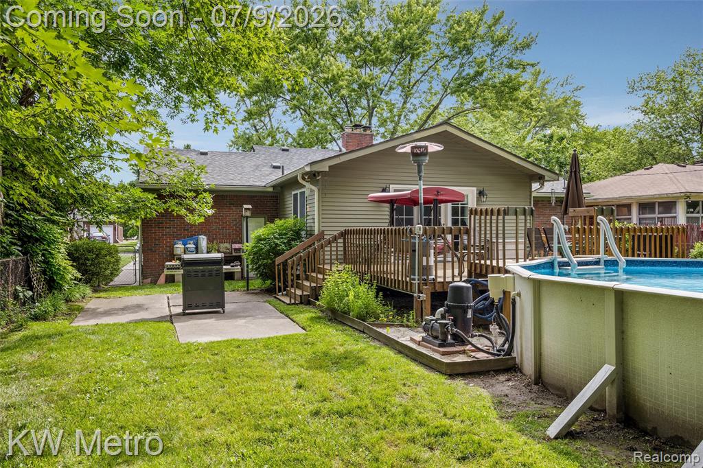 20665 Woodcrest Street, Harper Woods, MI 48225 — Photo 15