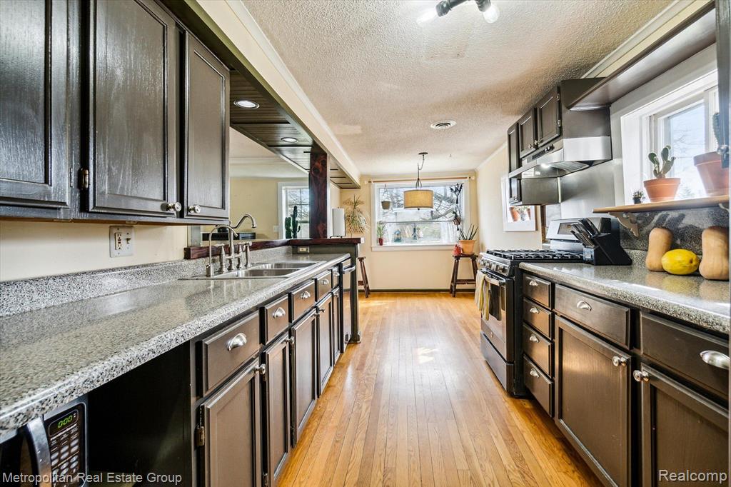 4750 GROVELAND Road, Ortonville, MI 48462 — Photo 12