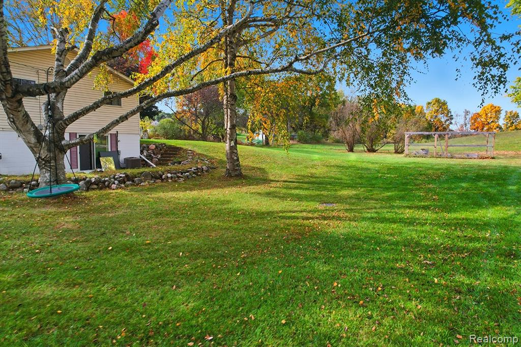 7195 Ormond Road, Davisburg, MI 48350 — Photo 8