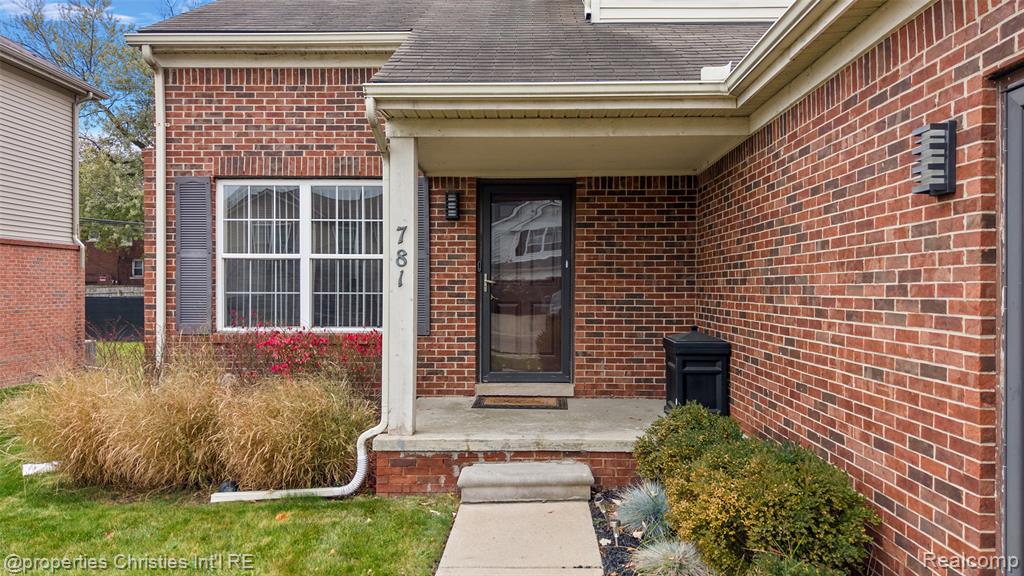 781 Saint Clair Street, Detroit, MI 48214 — Photo 2