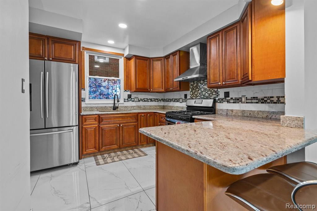6838 HARTWELL Street, Dearborn, MI 48126 — Photo 5