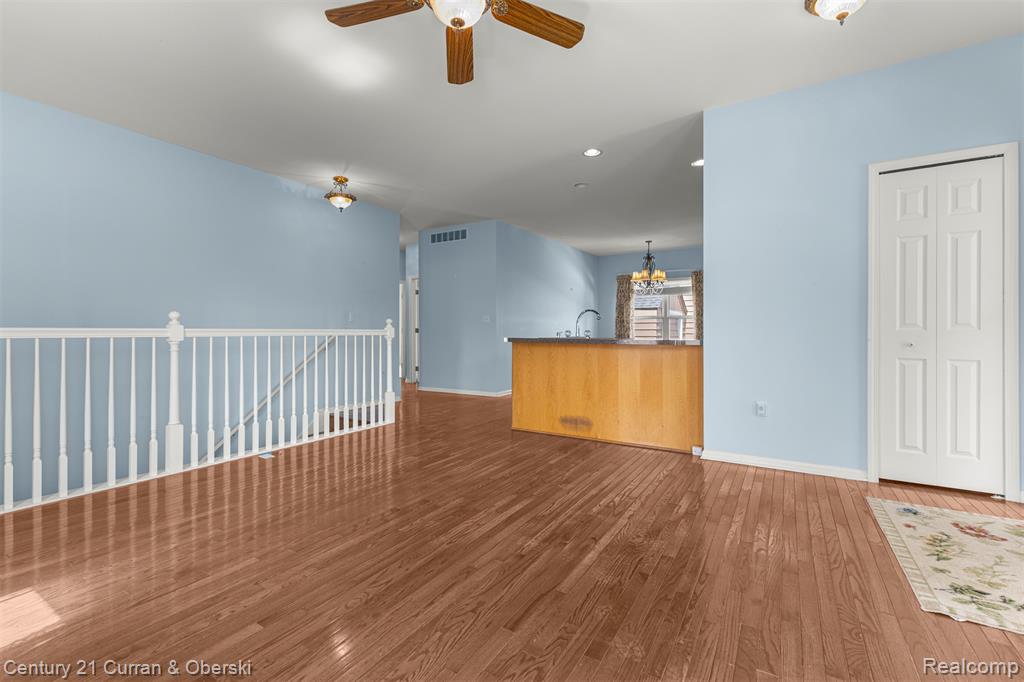 60 S Biggs Street, Belleville, MI 48111 — Photo 2