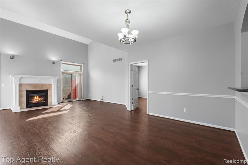 1066 Lorenzo Court, Troy, MI 48085 — Photo 9