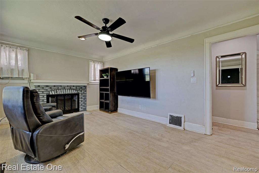 86 Marquette Street, Pontiac, MI 48342 — Photo 2