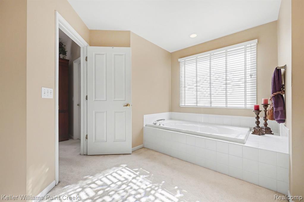 4179 Wincrest Lane, Rochester, MI 48306 — Photo 16