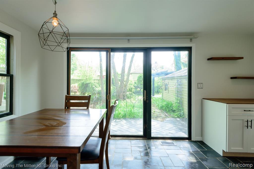 3090 EDGEWOOD Drive, Ann Arbor, MI 48104 — Photo 13