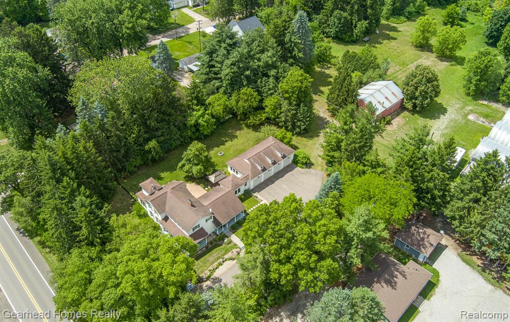 6296 Elizabeth Lake Road, Waterford, MI 48327 — Photo 96