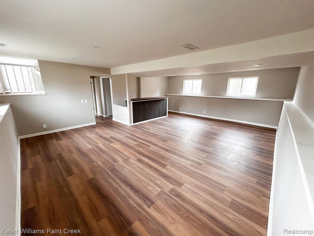5832 OPALINE Drive, Waterford, MI 48327 — Photo 17