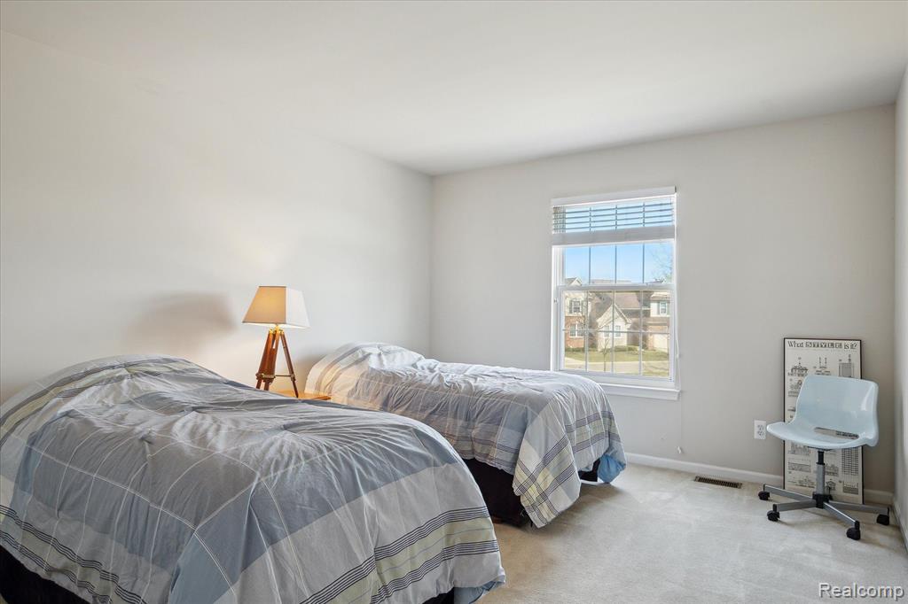 47681 SCENIC CIRCLE Drive S, 77, Canton, MI 48188 — Photo 32