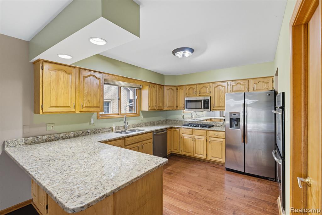 41825 Alden Drive, Clinton Twp, MI 48038 — Photo 6