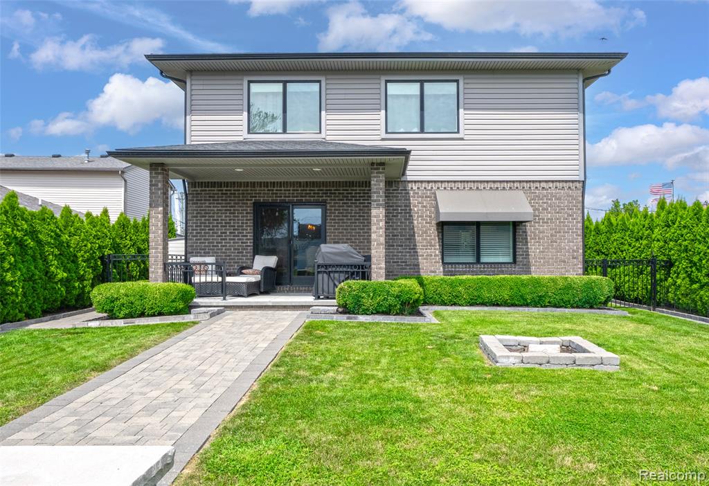 39611 Lakeshore Drive, Harrison Township, MI — Photo 39
