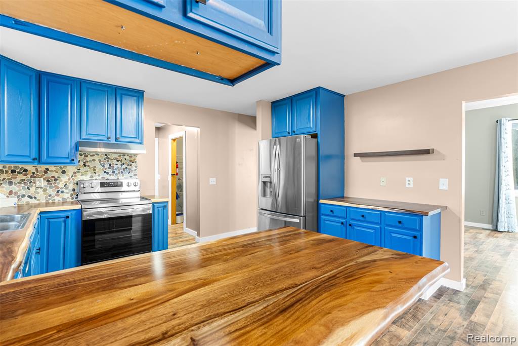 12266 Lillie Road, Byron, MI 48418 — Photo 13