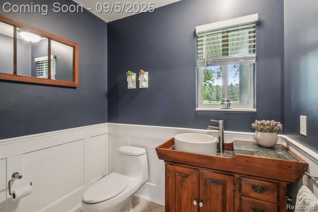 8127 Sleepy Time Court, Clarkston, MI 48348 — Photo 18