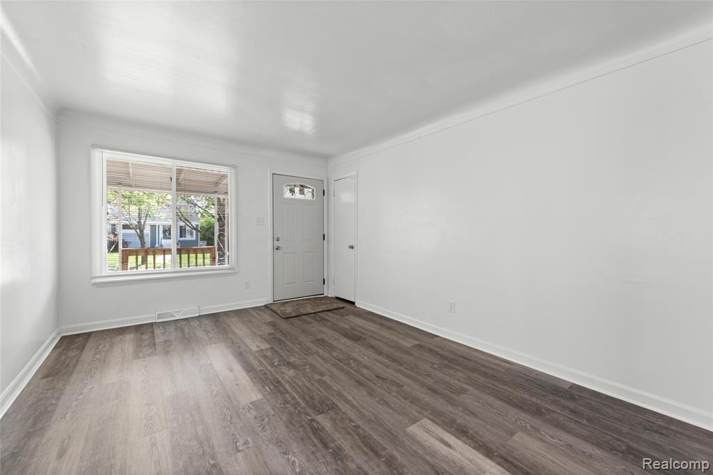 23435 Vance Avenue, Hazel Park, MI 48030 — Photo 11