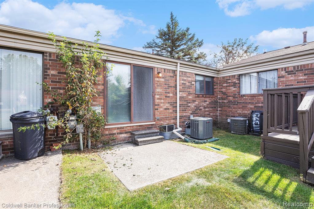 57295 Beaconsfield Road, Washington, MI — Photo 17