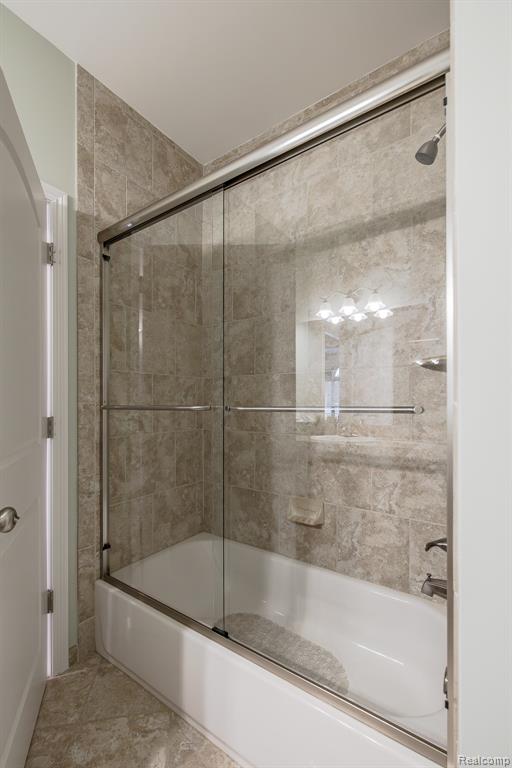 9573 Kingsway Circle, Clarkston, MI 48348 — Photo 29