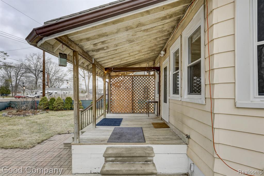 29329 Tawas Street, Madison Heights, MI 48071 — Photo 40