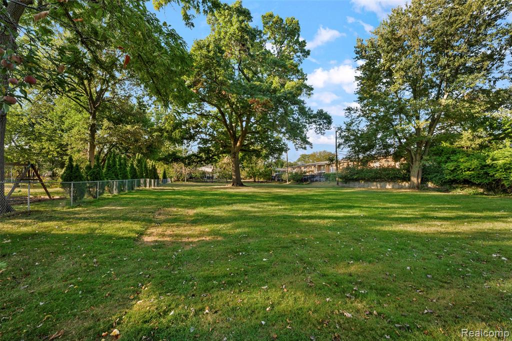 436 Girard Avenue, Royal Oak, MI 48073 — Photo 39
