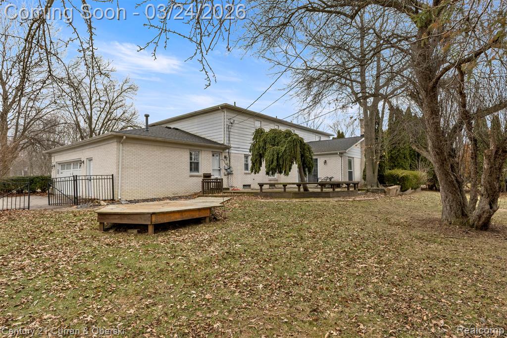 22238 Harlan Drive, Grosse Ile, MI 48138 — Photo 32
