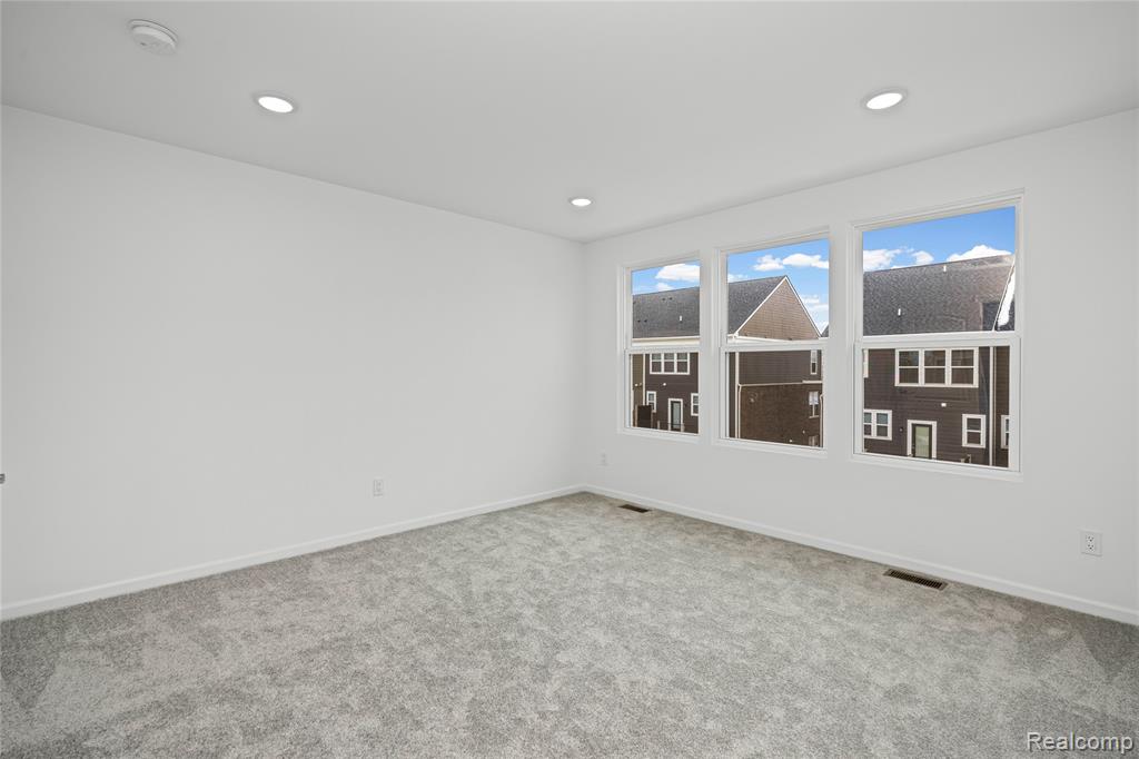 43071 Atwood Avenue, Novi, MI — Photo 27