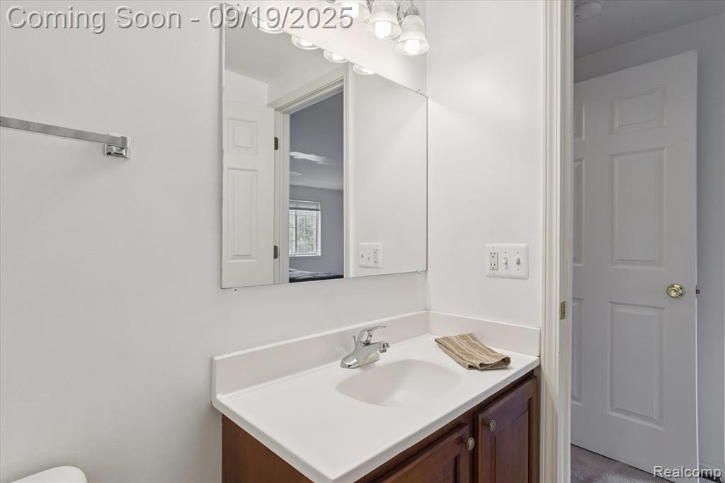 16455 Terrace Village Drive, Taylor, MI 48180 — Photo 13