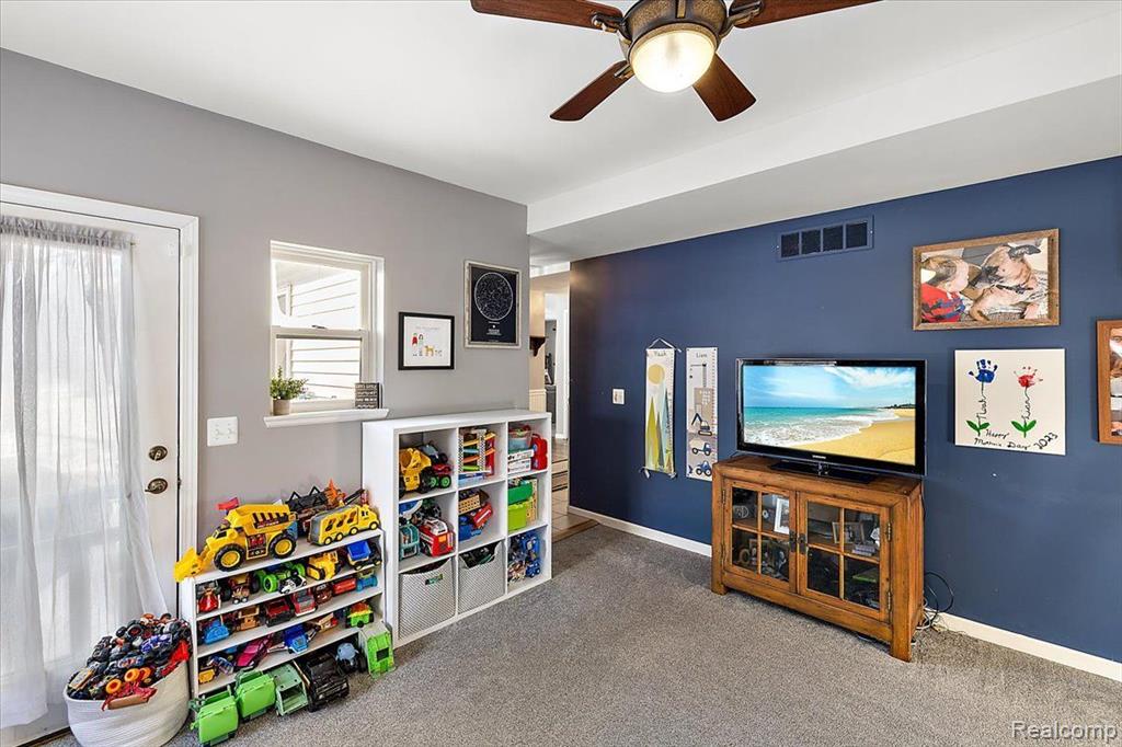 8958 SUNFLOWER, Whitmore Lake, MI 48189 — Photo 30