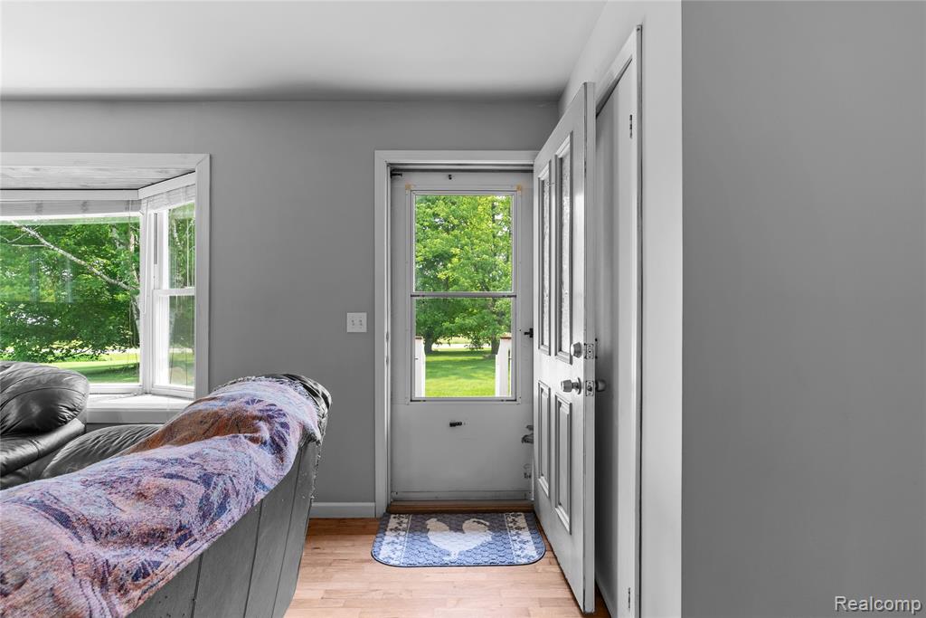 7284 Fostoria Road, Mayville Vlg, MI 48744 — Photo 6