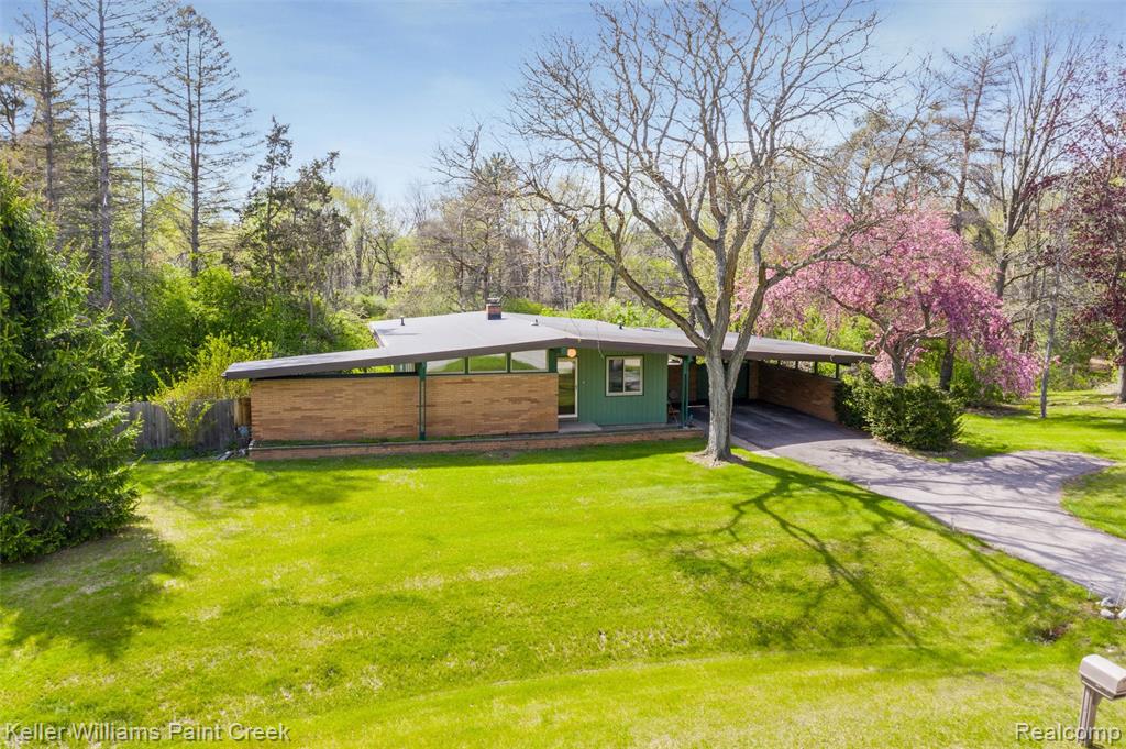 3340 Ordam Court, Oakland, MI — Photo 4