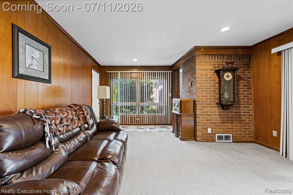 5615 Althea Street, Utica, MI 48316 — Photo 17