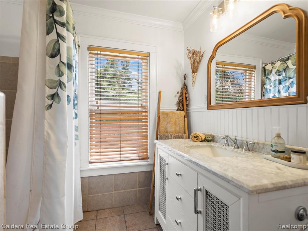 520 E Jarvis Avenue, Hazel Park, MI 48030 — Photo 20