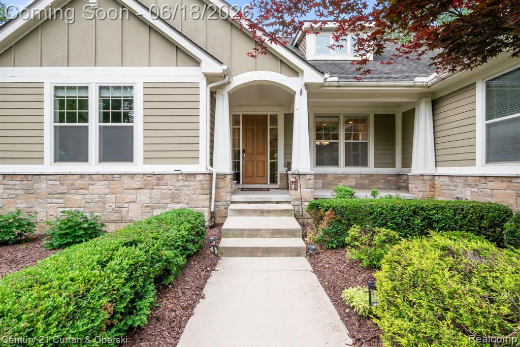 34225 Thornbrook Drive, Farmington, MI 48335 — Photo 5