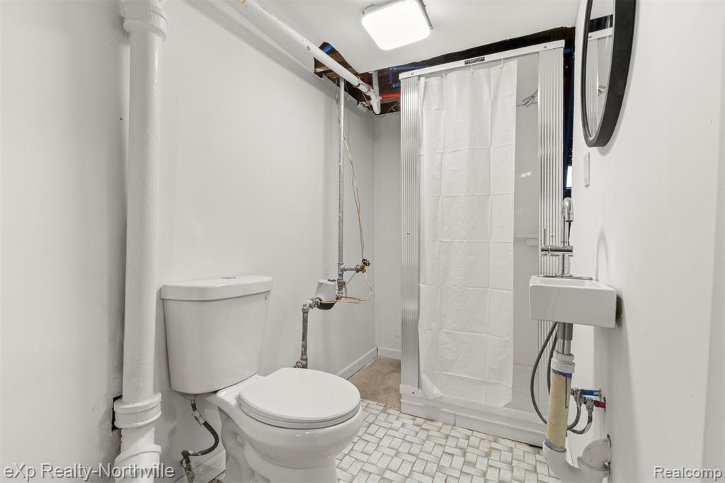 4675 Julius Boulevard, Westland, MI 48186 — Photo 33