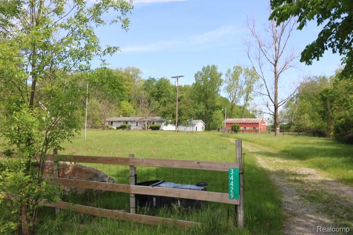34429 33 Mile Road, Richmond, MI 48062
