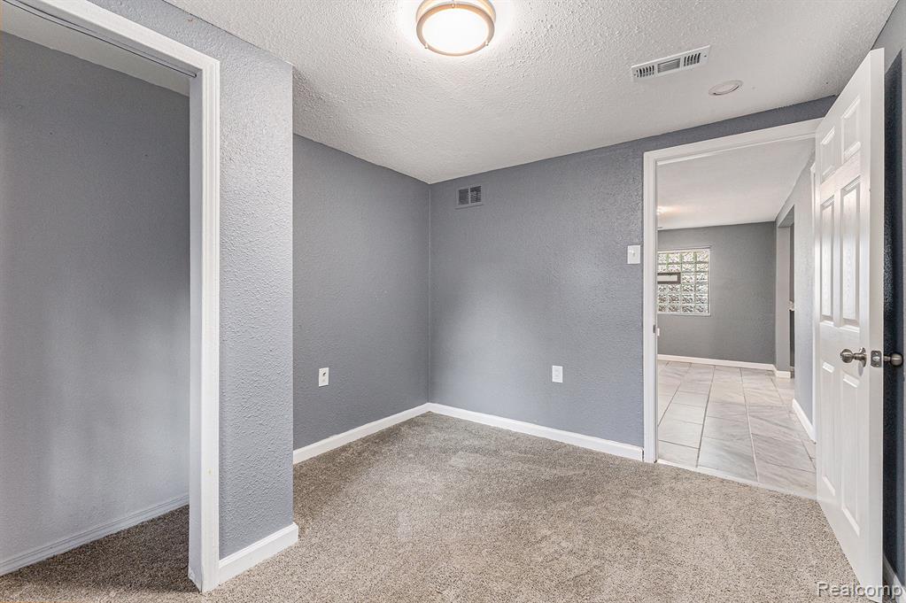 11472 Cadillac Avenue, Warren, MI 48089 — Photo 13