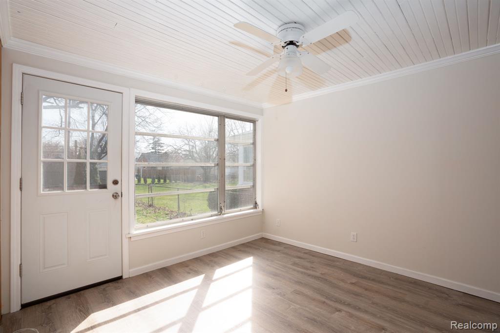 21184 Norwood Drive, Harper Woods, MI 48225 — Photo 21