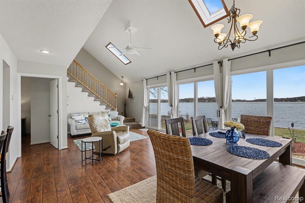 5225 Pine Drive, Jackson, MI 49201 — Photo 5