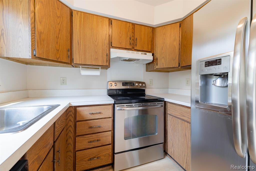2960 WHITTIER Court, Ann Arbor, MI 48104 — Photo 10