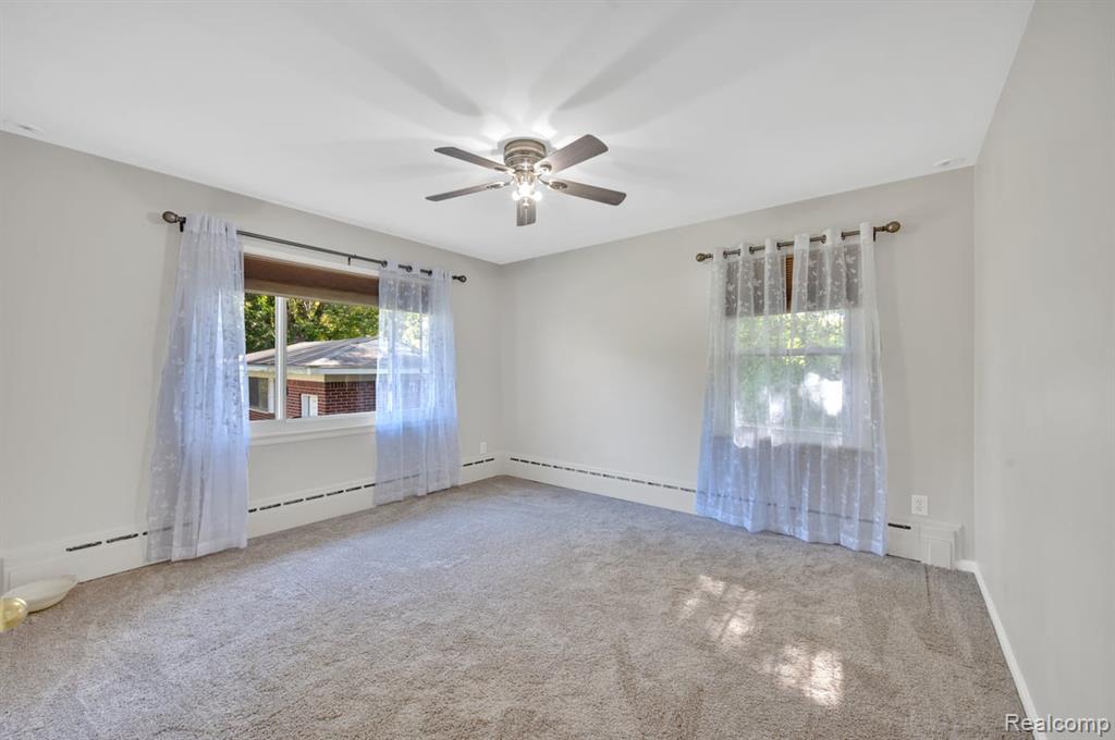 42790 Utica Road, Sterling Heights, MI 48314 — Photo 12