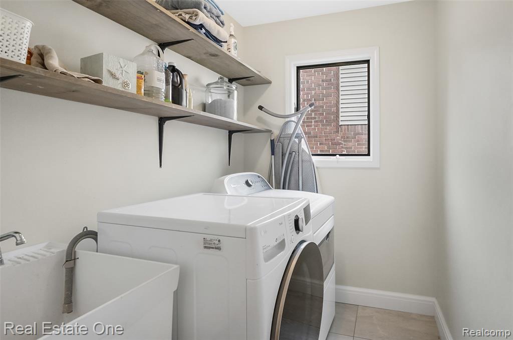 46837 Breckenridge Drive, Macomb, MI 48044 — Photo 23