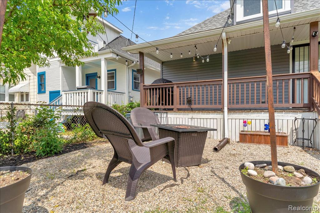 3003 Fischer Street, Detroit, MI 48214 — Photo 27