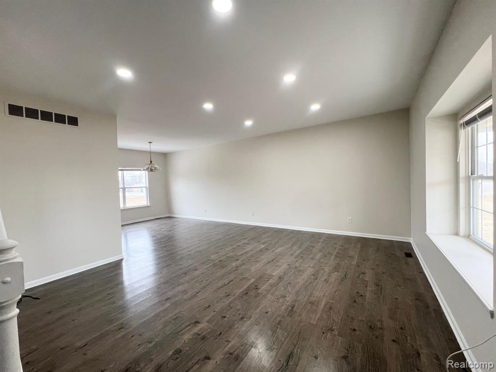 4749 HICKORY POINTE Boulevard, Ypsilanti, MI 48197 — Photo 3