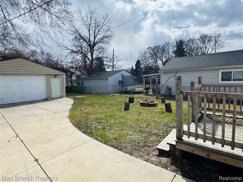 25973 Southwestern Highway, Redford, MI 48239 — Photo 3