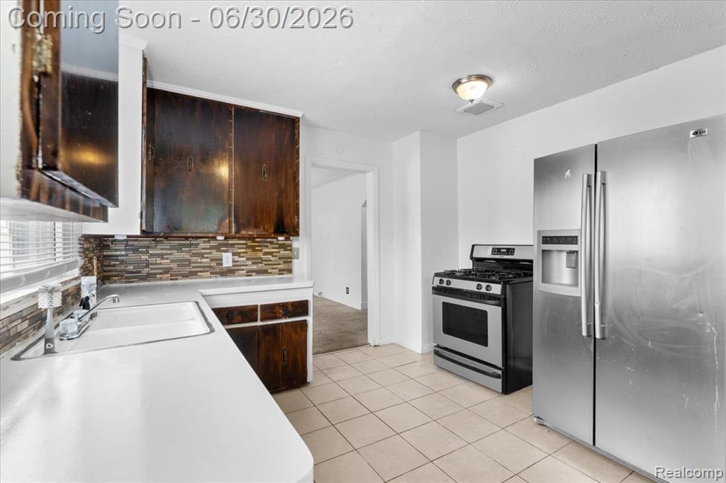 7400 Dolphin, Redford, MI 48239 — Photo 5